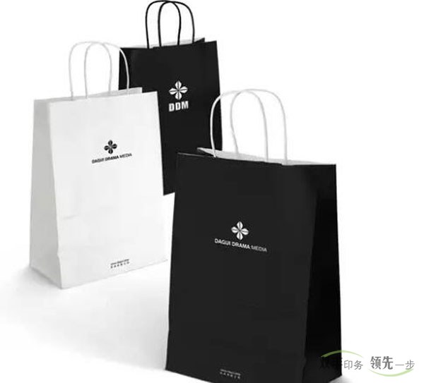 常用手提袋印刷材質(zhì)的優(yōu)缺點(diǎn)？