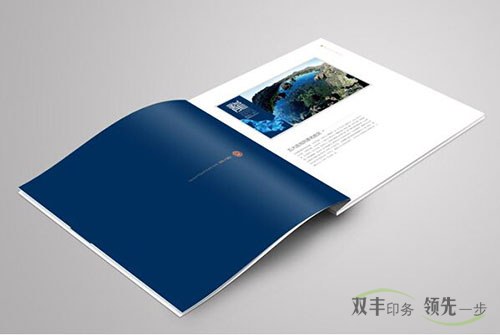 企業(yè)畫冊印刷是商業(yè)貿(mào)易活動(dòng)中的重要媒介